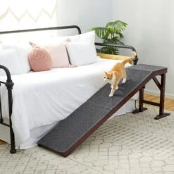 Frisco Deluxe Wooden Carpeted Cat & Dog Ramp -Frisco Sales Store 156784 PT4. AC SS1800 V1579102085