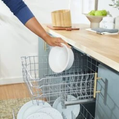 Frisco Elevated Slanted Bamboo Melamine Non-Skid Dog Bowl With Bamboo Stand -Frisco Sales Store 363387 PT6. AC SS1800 V1657657267